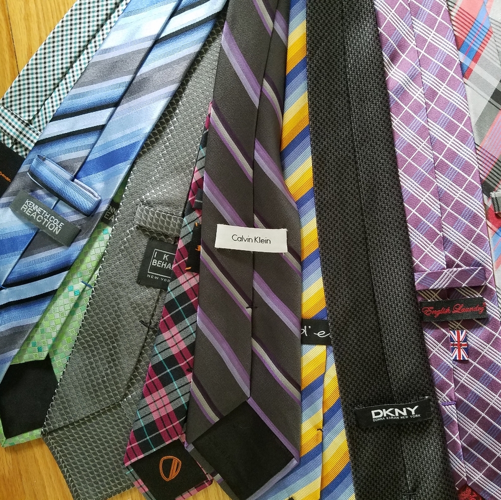 Assorted ties - Picture 6 of 16